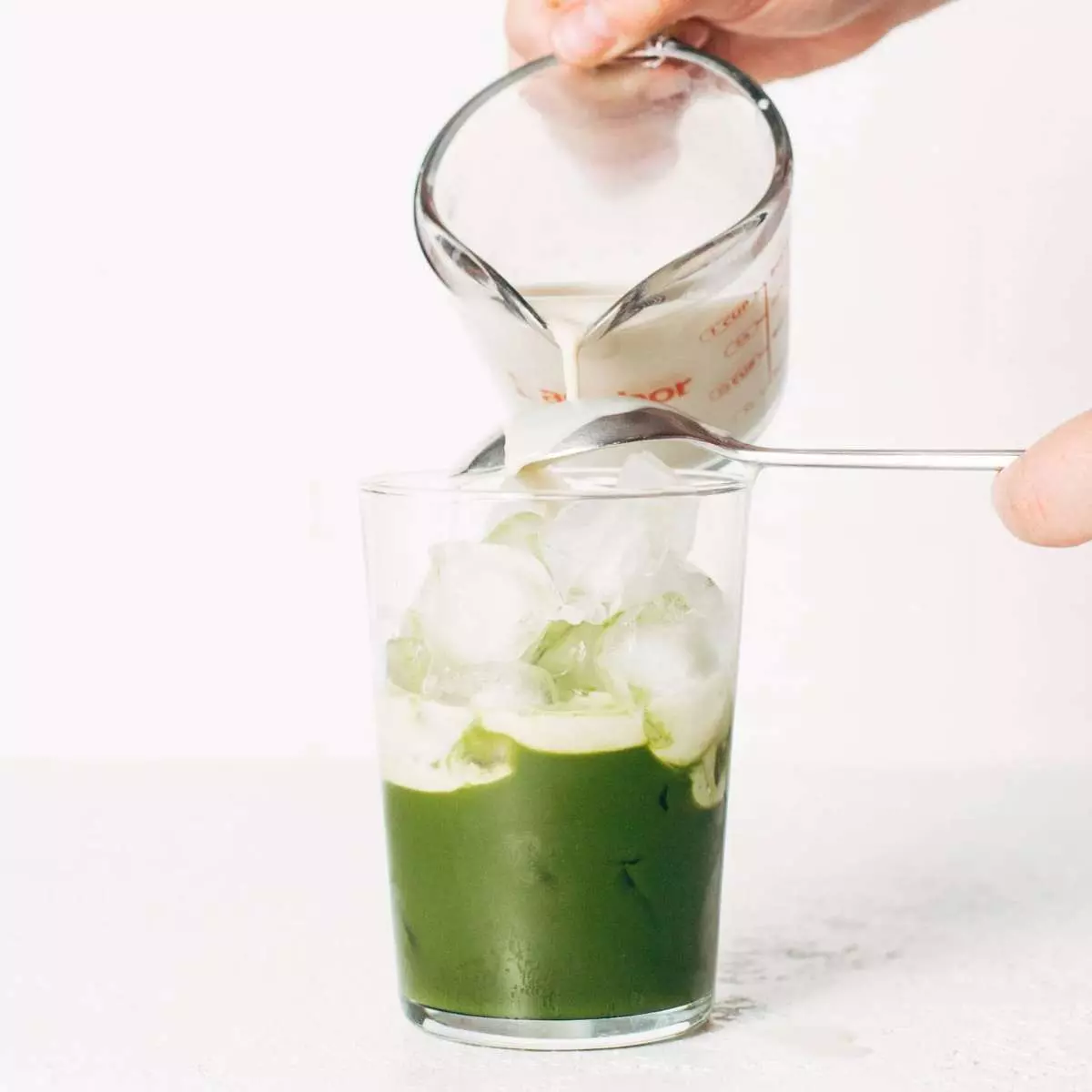 Minuman Matcha Kaleng Semakin Populer?